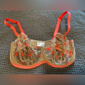 NWOT Huit 8 Enchantee Balconette Bra 32DDD